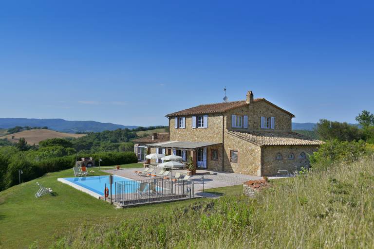 Children-friendly villa with yard, private pool & barbecue | Nature view | Pet-friendly — photo 2