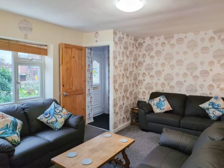 Family-oriented cottage with garden | River view | Next to the beach | Pets are welcome — photo 3