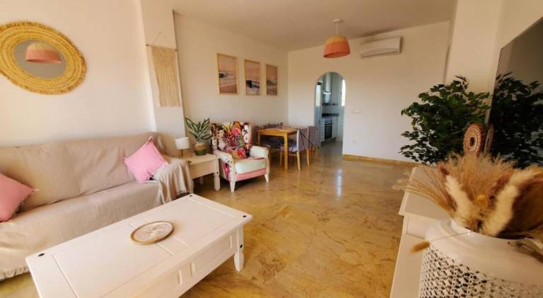 Rental apartment with pool — photo 2