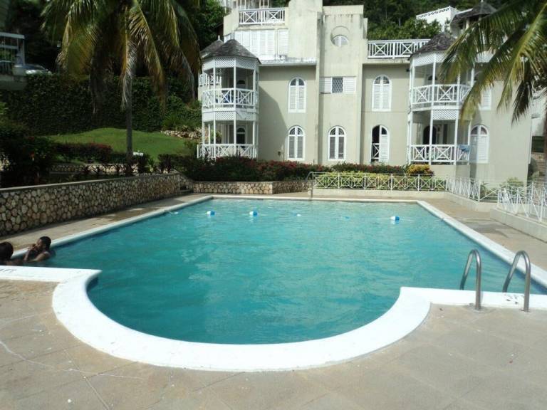 Condo Ocho Rios