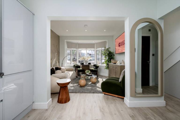 GuestReady Modern 2BR near Wembley Stadium