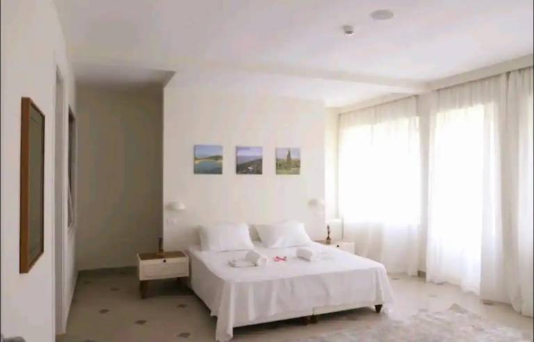 Villa with jacuzzi, garden & barbeque — photo 2