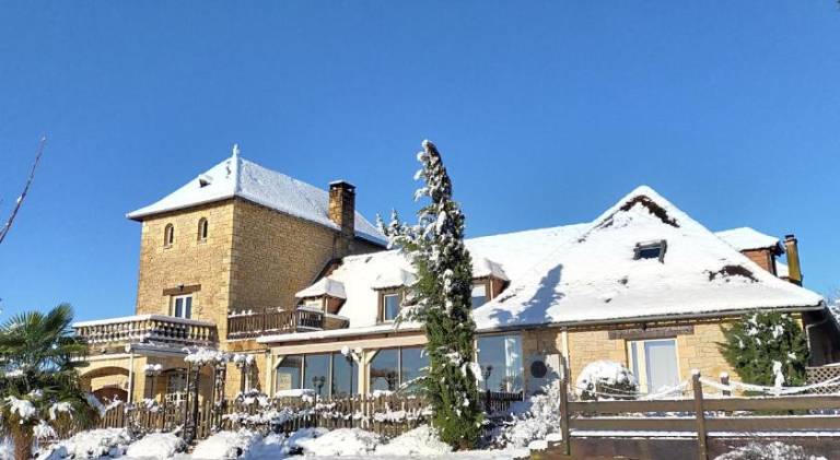 Logis hotel-restaurant les collines 59 route des cretes — photo 4