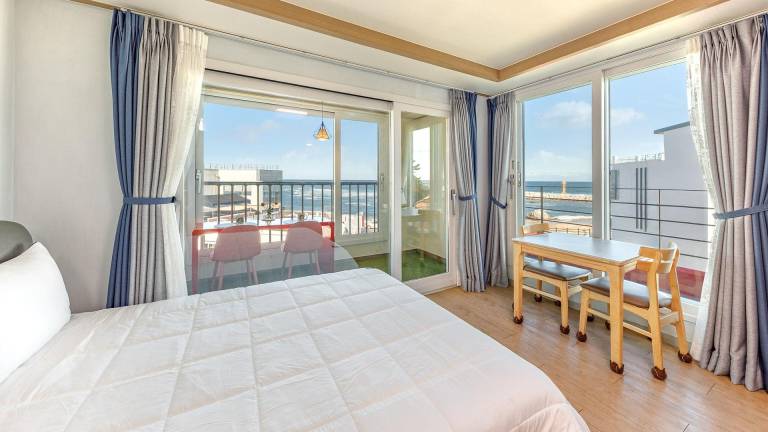 Gangneung Glad Pension