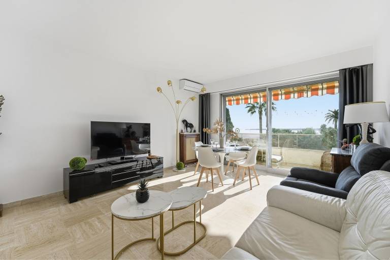 Holiday apartment with terrace & garden | Sea view — photo 2