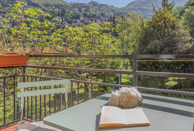 Apartment with 2 rooms for 4 persons in Varenna