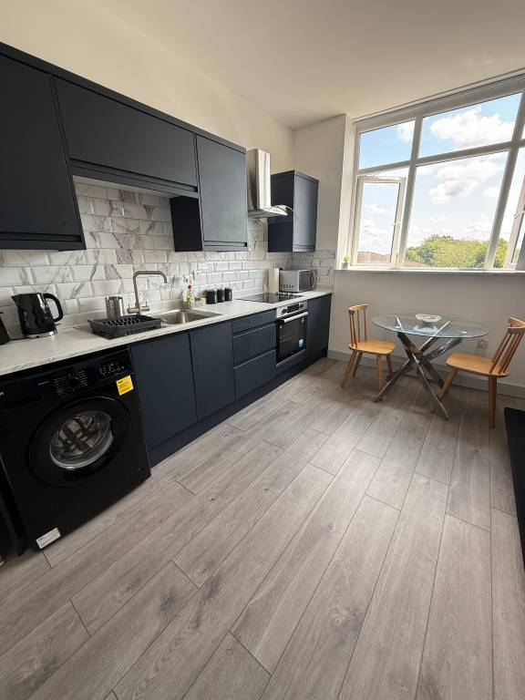 1 Bed Flat - Sleeps 2 - Pets - Parking - Wifi — photo 2
