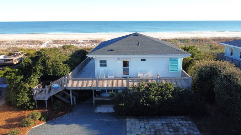 House Topsail Beach