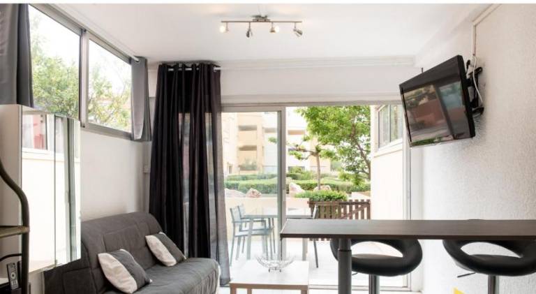 Rental apartment with 1 room for 2 persons — photo 2