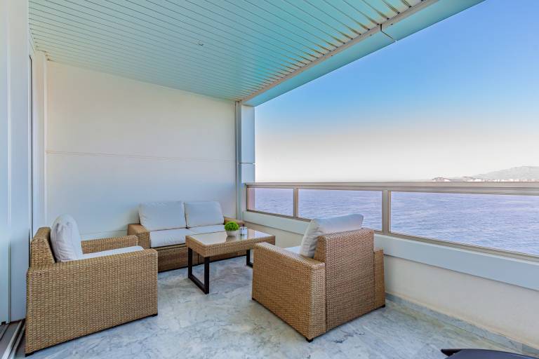Holiday apartment with pool & terrace | Water view — photo 3