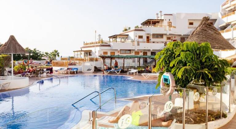 Holiday apartment with pool | Next to the beach | Pet-friendly — photo 3