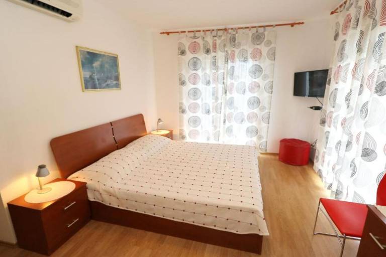 Lovely apartment with barbeque, pool & yard | Sea view | Pet-friendly — photo 3