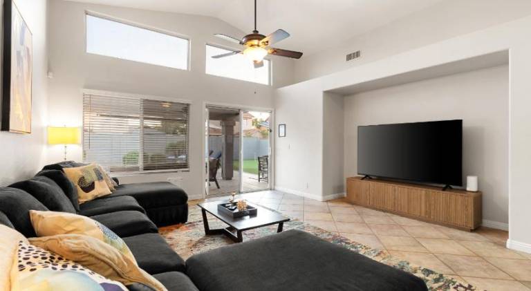 Fully equipped ample vacation home with jacuzzi, BBQ & private pool | Good for workation | Pets are welcome — photo 2