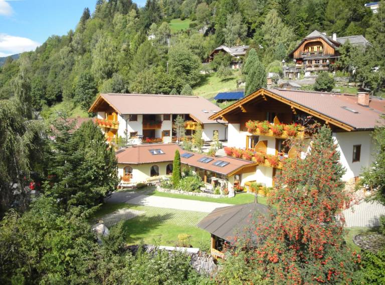 Appartement Fewo Dusche WC Balkon