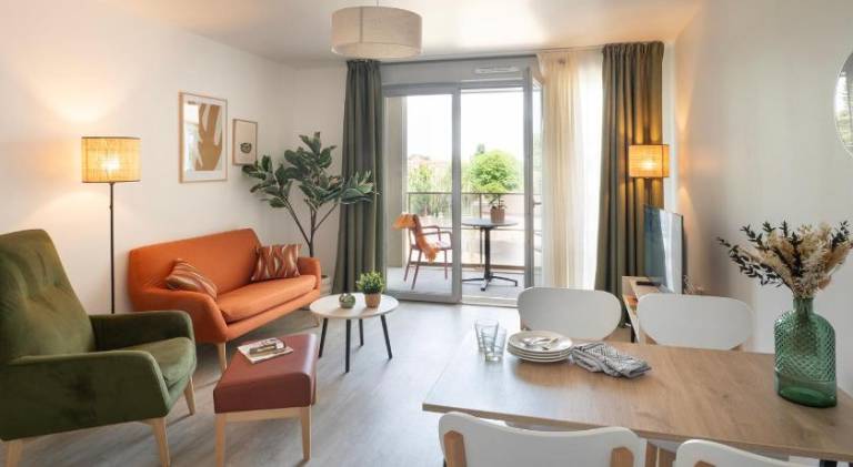 Serviced apartment with pool, terrace & sauna — photo 2