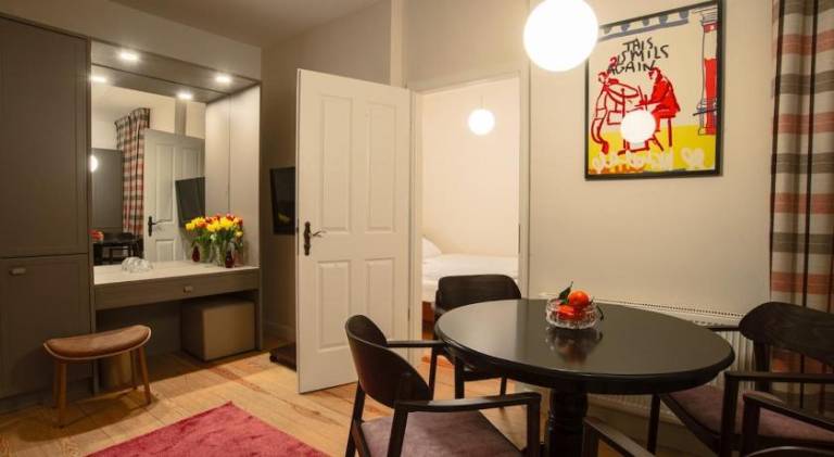 Apartment with 1 room for 4 persons — photo 3