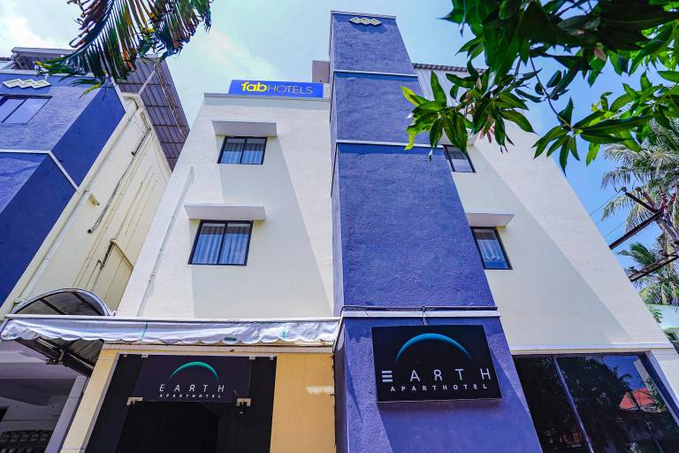 FabHotel Earth Nr Guindy Industrial Estate