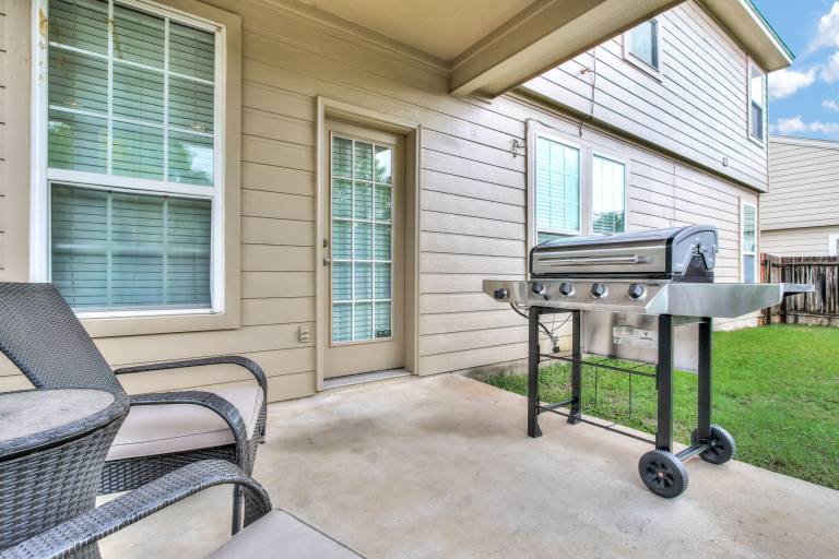 Aqueous A Birdy Vacation Rental