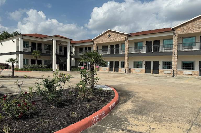 Scottish Inn & Suites IAH Airport