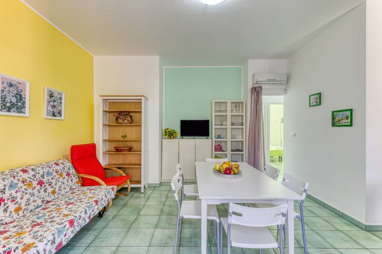Holiday Home 'Il Carrubo Orchide' with Private Terrace, Private Garden and Balcony in Gagliano del Capo
