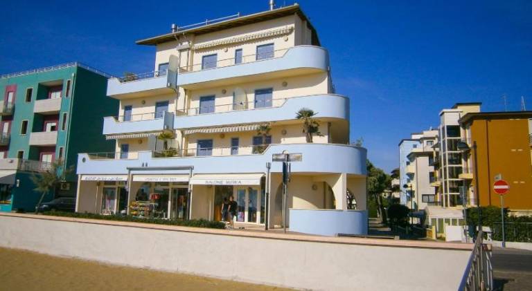 Rental apartment with patio in Caorle