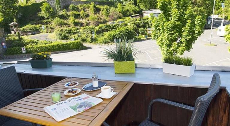 Holiday apartment with terrace in Neuwied