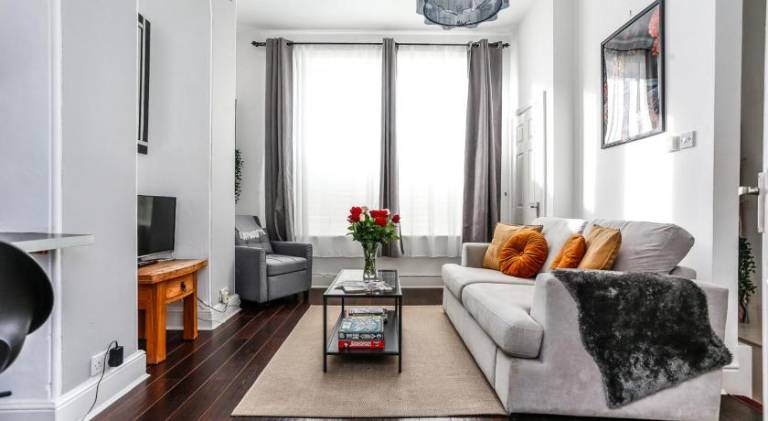 Apartment | Near Roman Baths in Bath