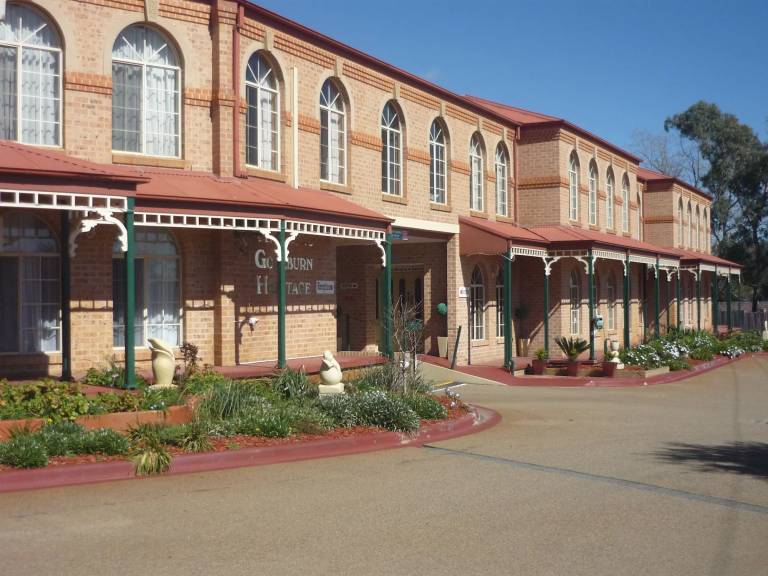Motel  Goulburn