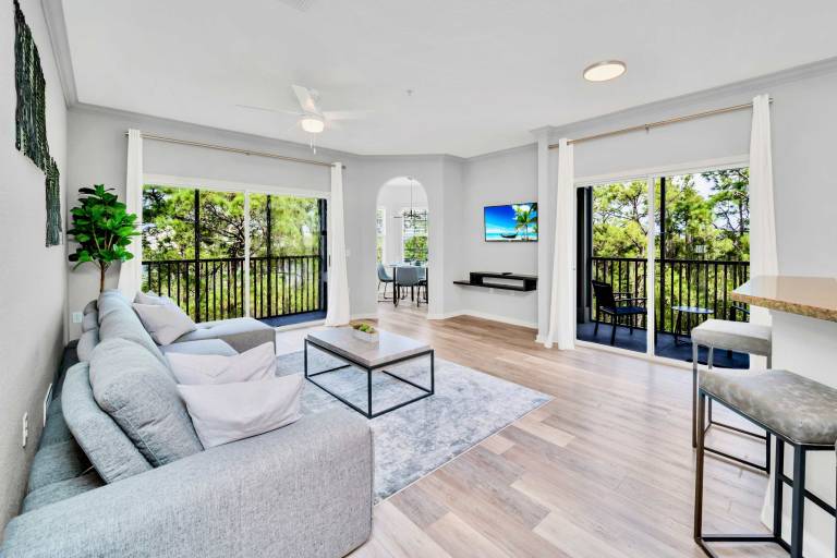 Apartment with hot tub, sauna & yard in Osceola, FL