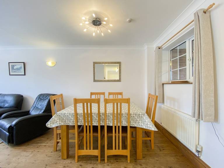 Family-friendly cottage with garden | Pet-friendly — photo 4