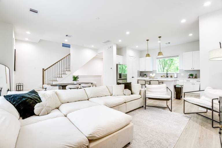 Townhome 2 Mi to Hermann Park Zoo & Museums