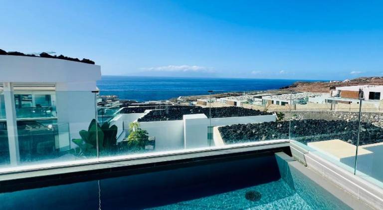 Villa with private pool, yard & patio in Adeje