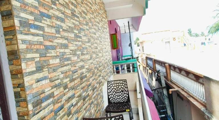 Apartment with garden & patio — photo 4