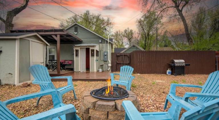 Vacation home | Good for workation in Colorado Springs, CO