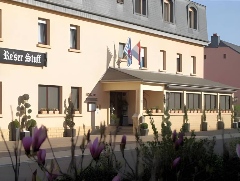 Hotel Re'ser Stuff in Roeser