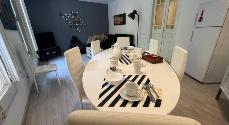 Holiday apartment | Near Sagrada Família — photo 5
