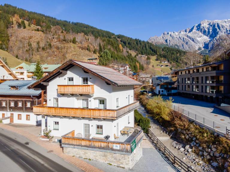 Ferienwohnung mit Hund in Dienten am Hochkönig für max. 6 Personen Ferienwohnung mit Hund in Dienten am Hochkönig für max. 6 Personen