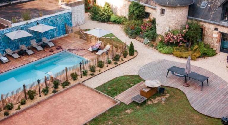 House with terrace, garden & hot tub in Etretat