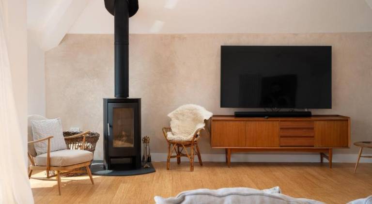 Stunning new 4 bed Penzance town Loft with parking in Penzance