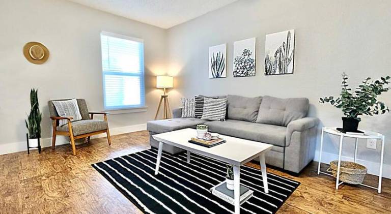 Apartment with 1 room for 1 person in Dallas, TX