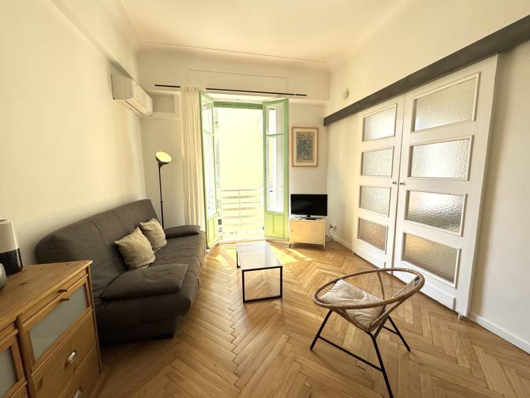 Fully equipped charming holiday apartment | Next to Russian Orthodox Cathedral | Next to the beach | Pets allowed — photo 4