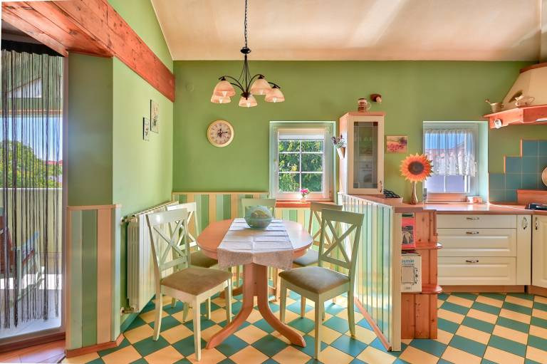 Family-oriented beautiful holiday apartment with grill & yard | Good for workation | Pets are welcome — photo 3