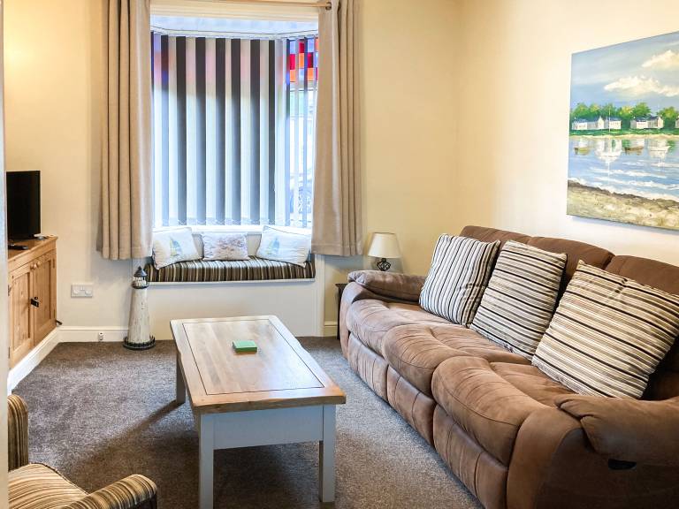 Family-oriented cottage with garden | River view | Dogs allowed in Bridlington