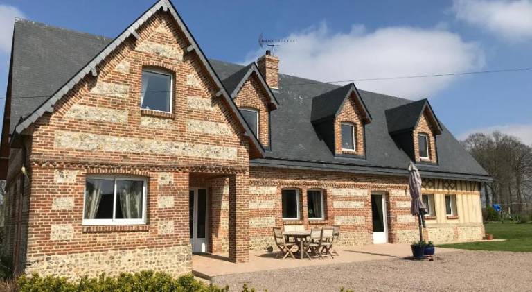 170 m&sup2; Villa