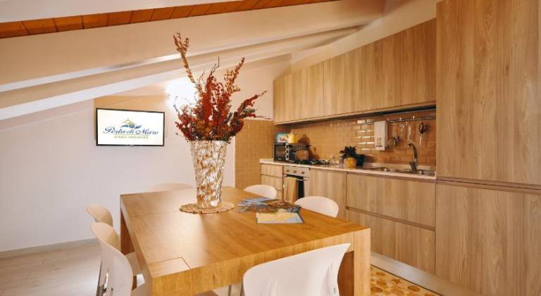 Apartment with terrace — photo 2