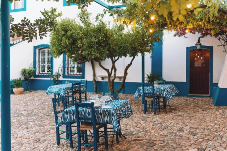 Casa Moura