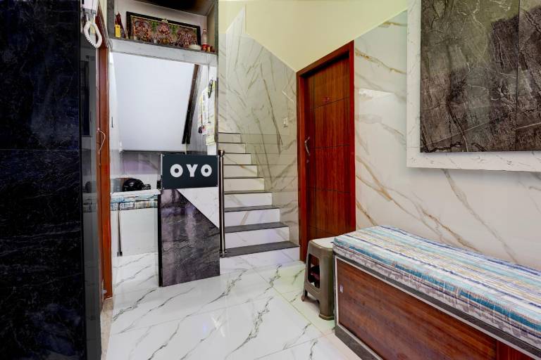 Hotel O RR Residency