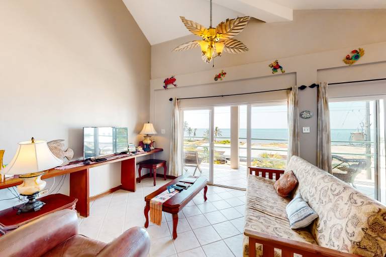 Condo San Pedro