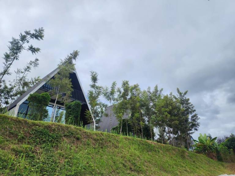 Villa with yard & barbeque in Khao Kho