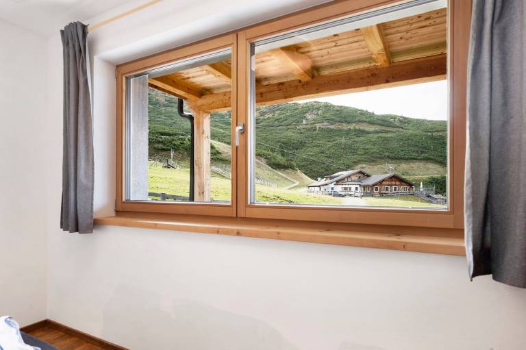 Children-friendly holiday apartment with yard, patio & BBQ | Garden view | Next to the ski | Dogs allowed — photo 3
